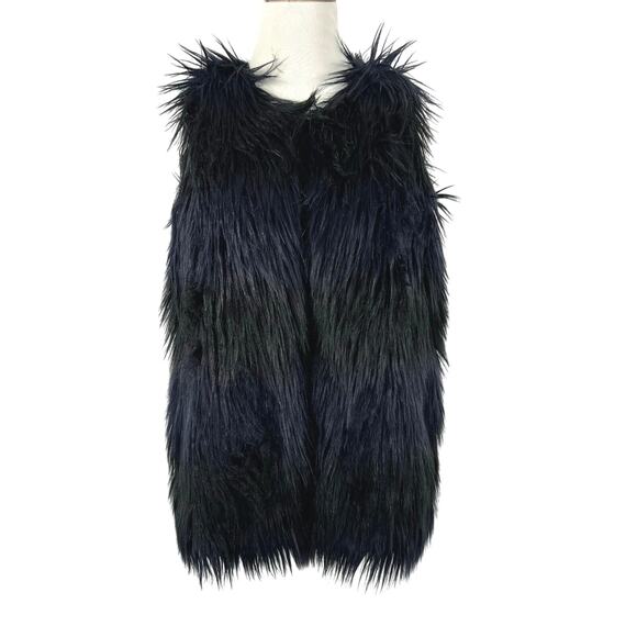 Romeo & Juliet Women Sleeveless Fuzzy Faux Fur Vest Jacket Grunge Black Small - Picture 1 of 8